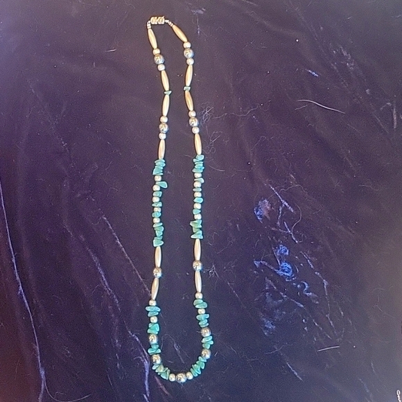 Silver beads with Turquoise color glass like stones 22 inch circa 1970s - Picture 2 of 4
